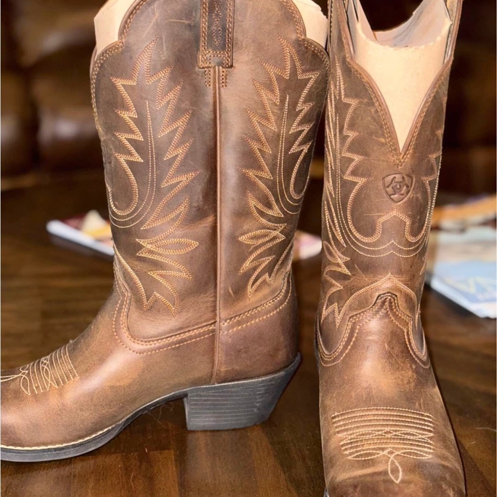 Ariat Brown Western Cowboy Boots